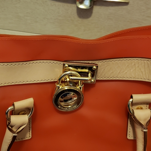 MICHAEL KORS HAMILTON Jelly Orange Tote - Picture 10 of 11